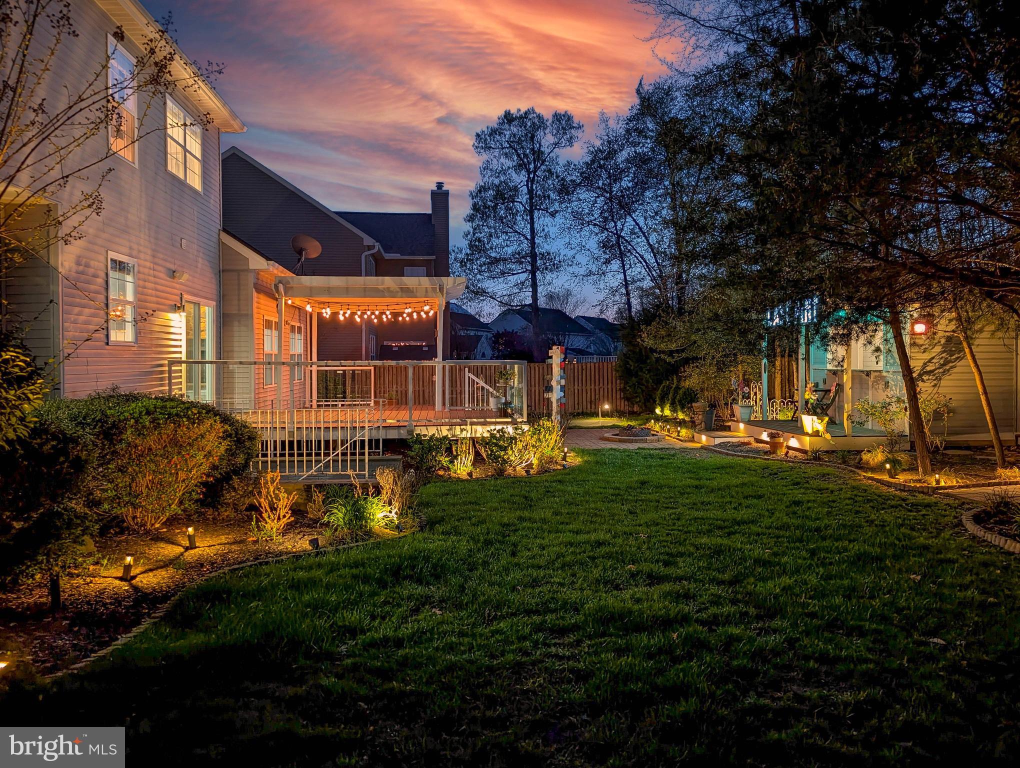 ESTATES AT SINGLETREE - Residential