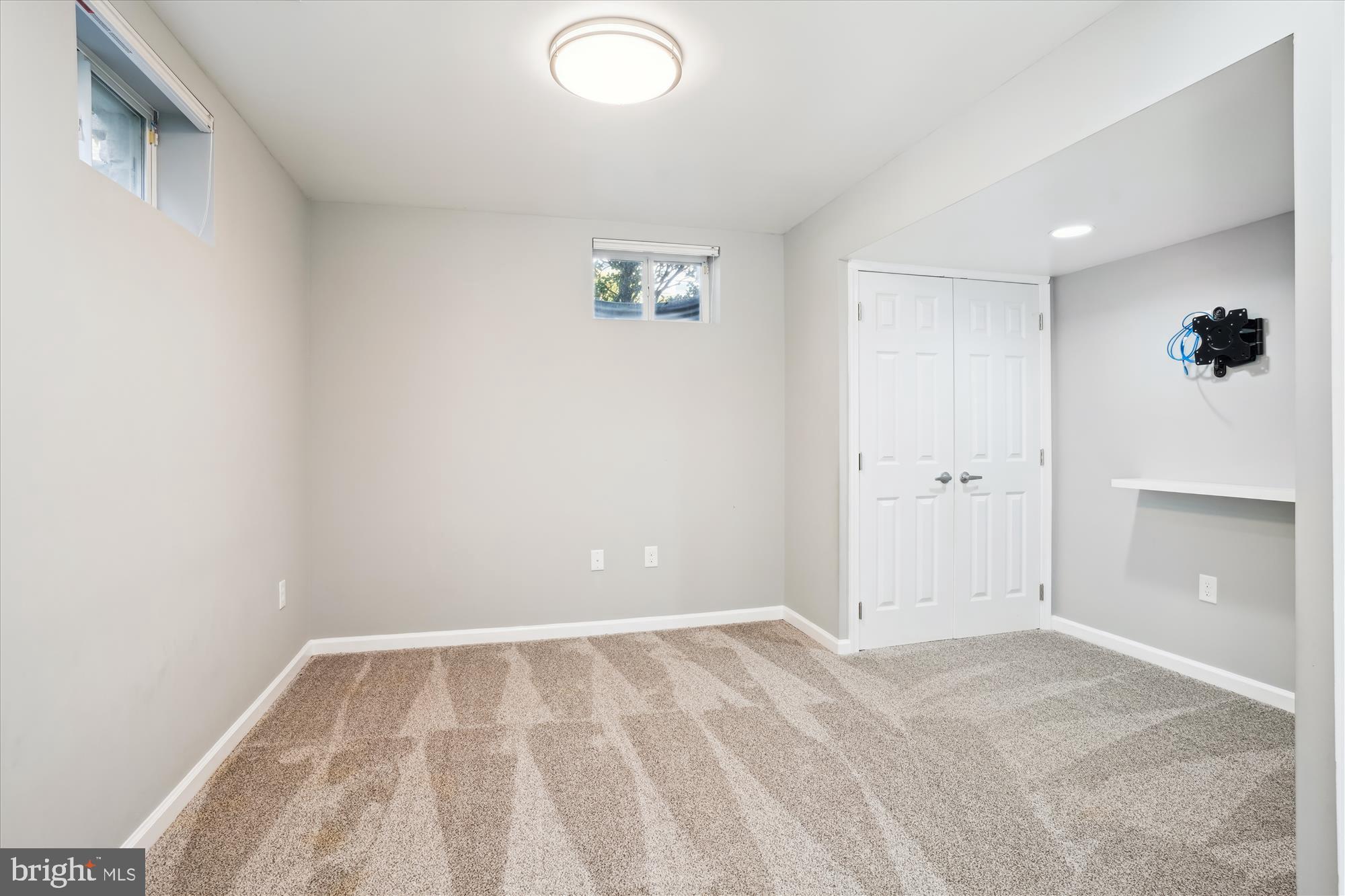 ESTATES AT SINGLETREE - Residential