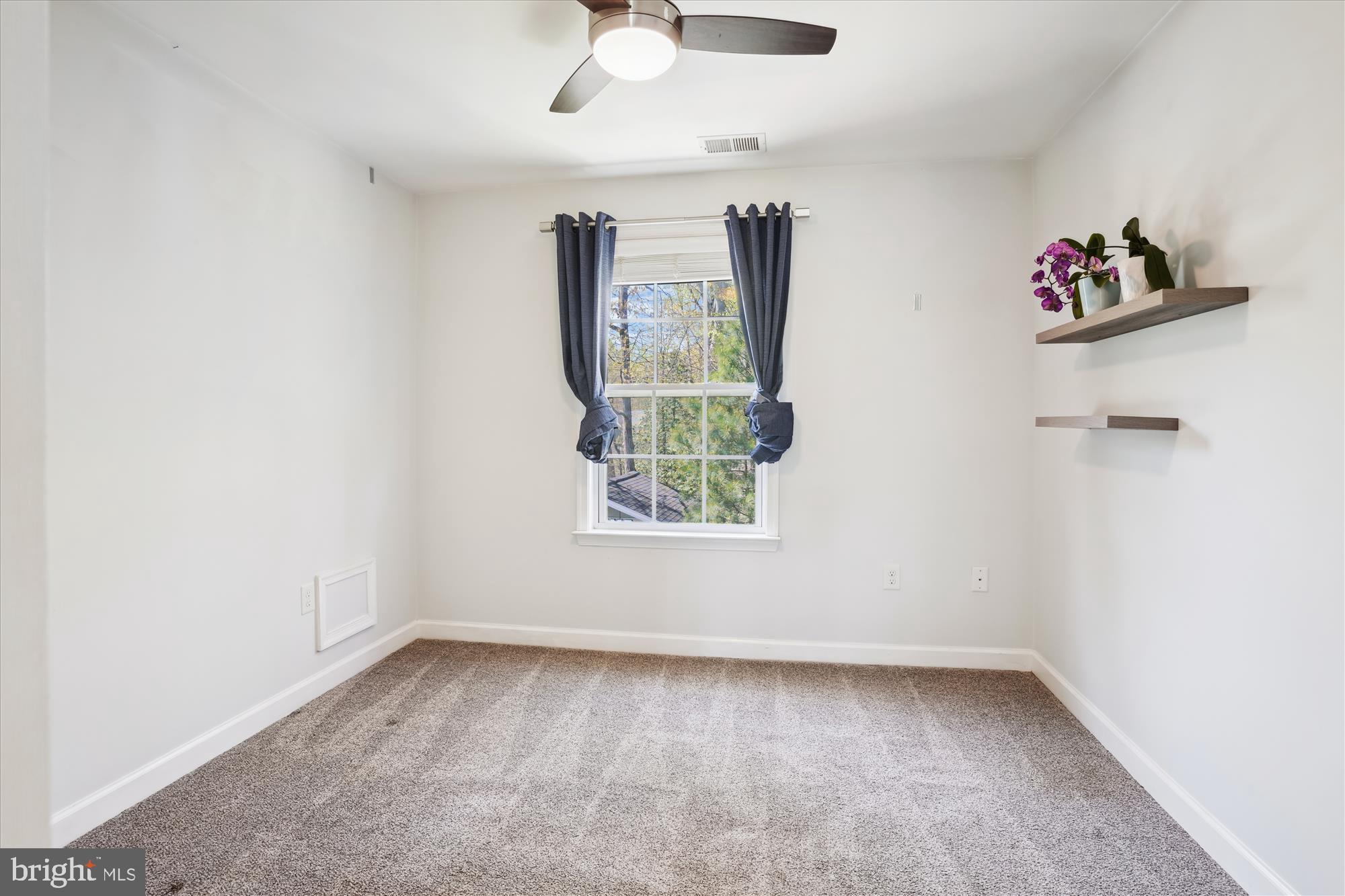 ESTATES AT SINGLETREE - Residential