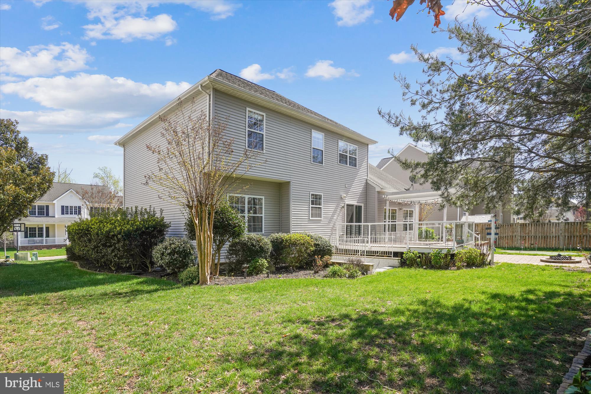 ESTATES AT SINGLETREE - Residential