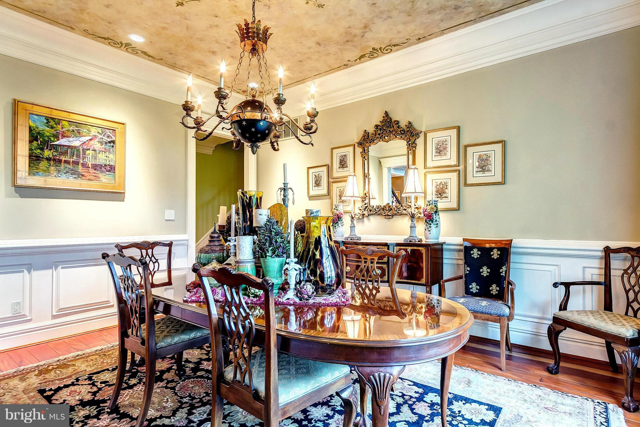 HILLENDALE COUNTRY CLUB - Residential