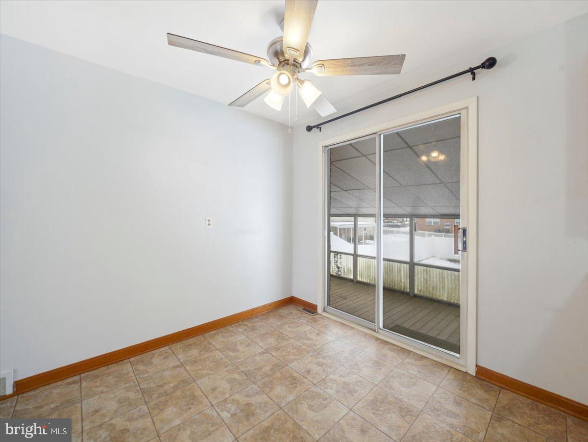 MCSHERRYSTOWN - Residential