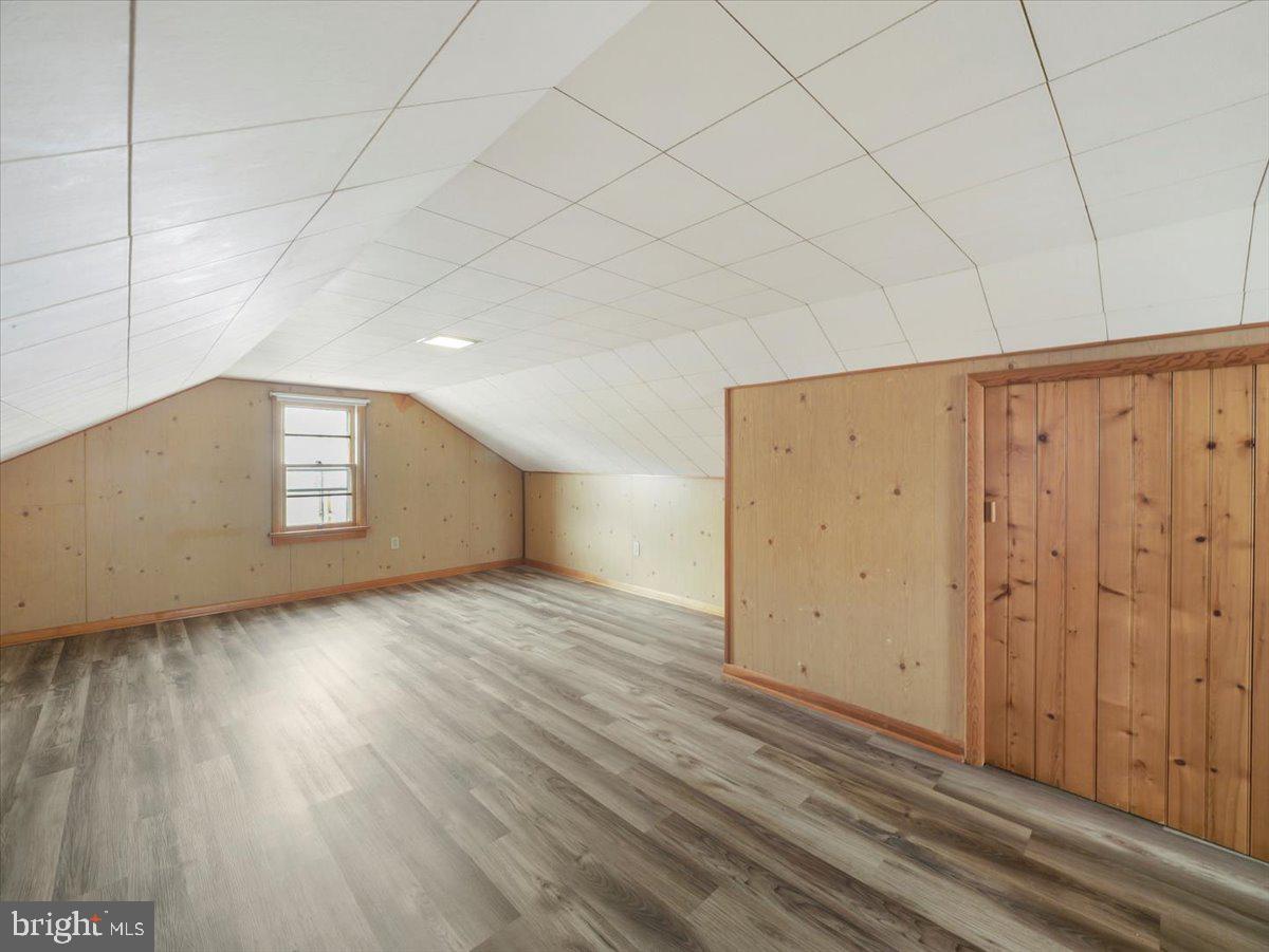 MCSHERRYSTOWN - Residential