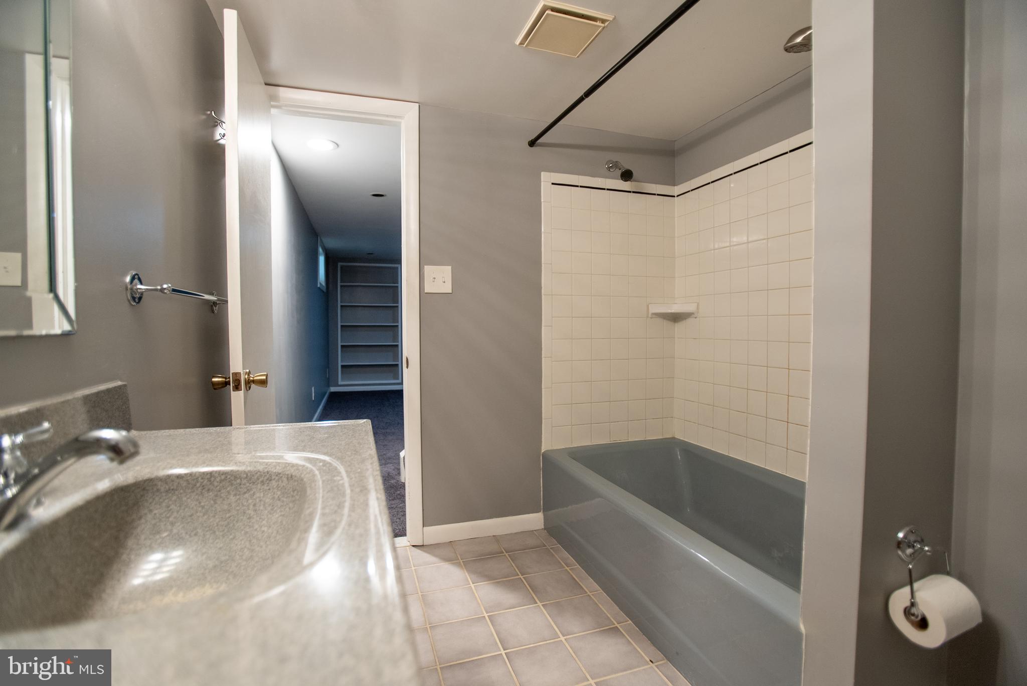 GREEN MEADOWS - Residential