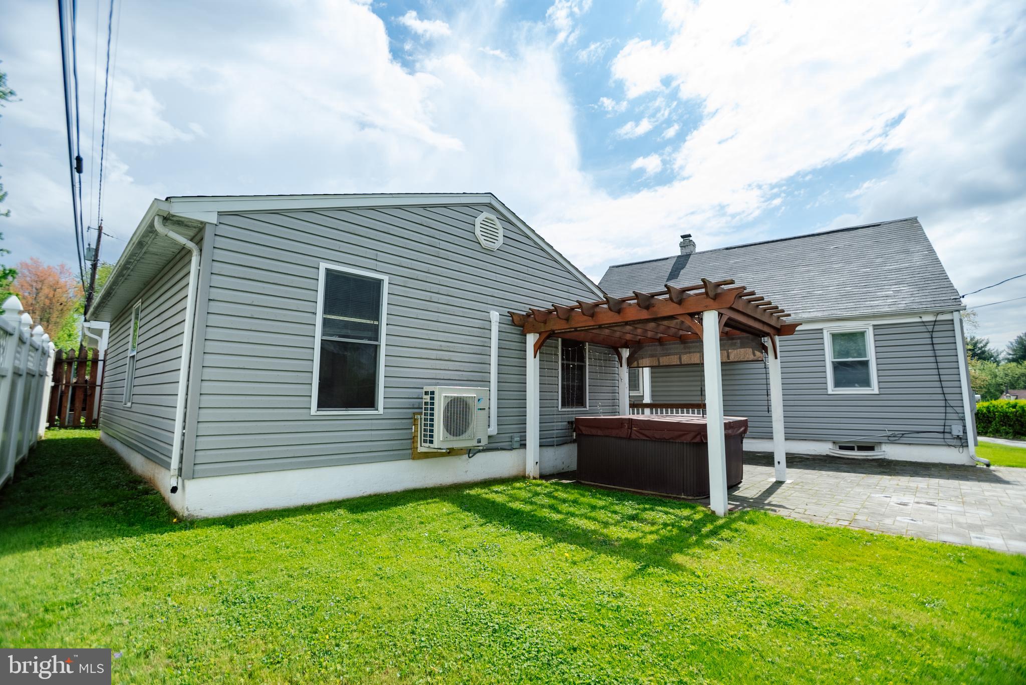 GREEN MEADOWS - Residential