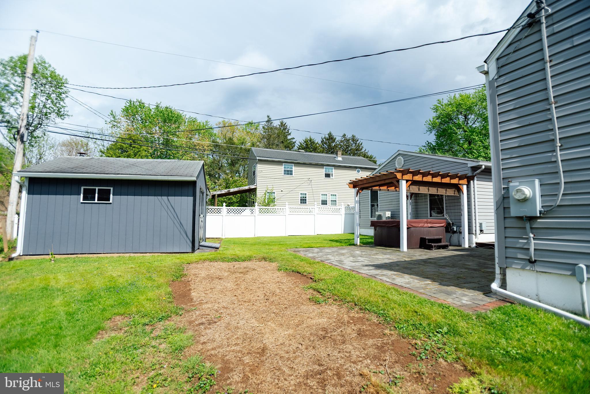 GREEN MEADOWS - Residential