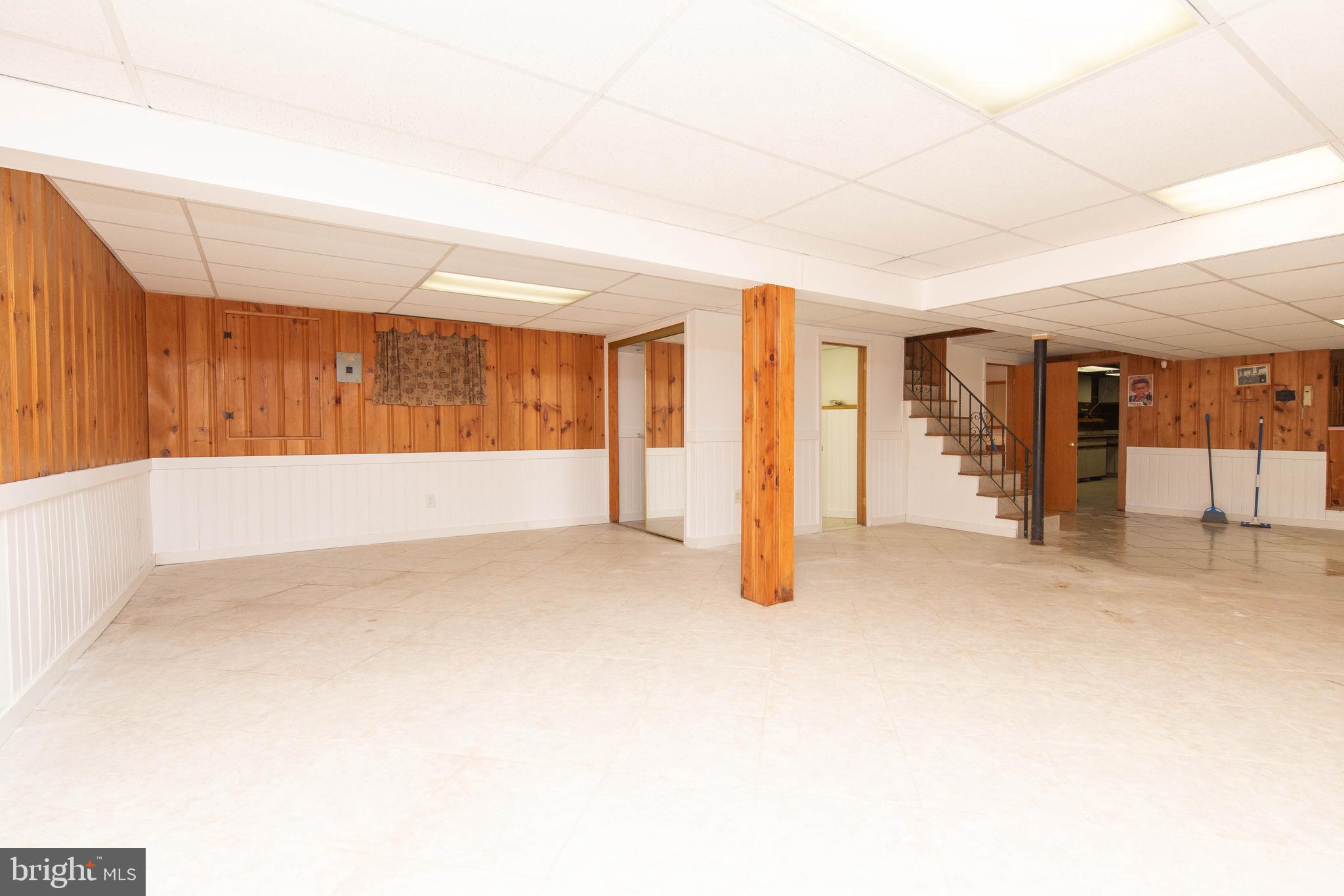 HUNTINGDON VALLEY - Residential