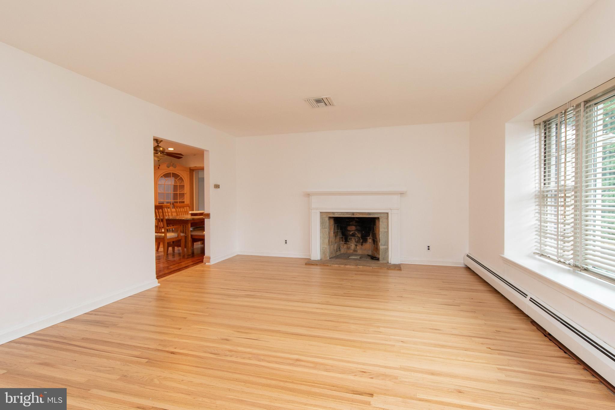 HUNTINGDON VALLEY - Residential