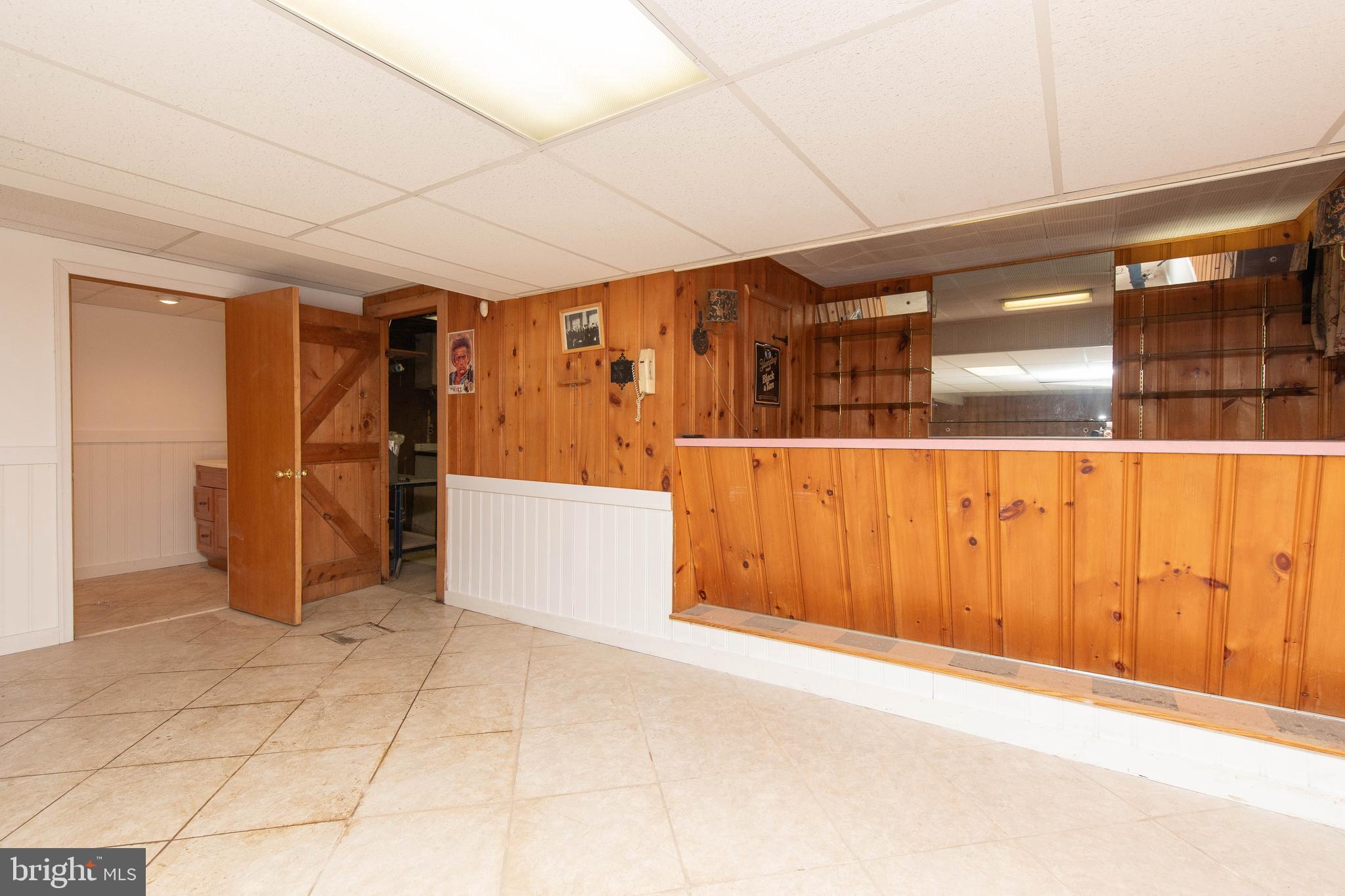 HUNTINGDON VALLEY - Residential