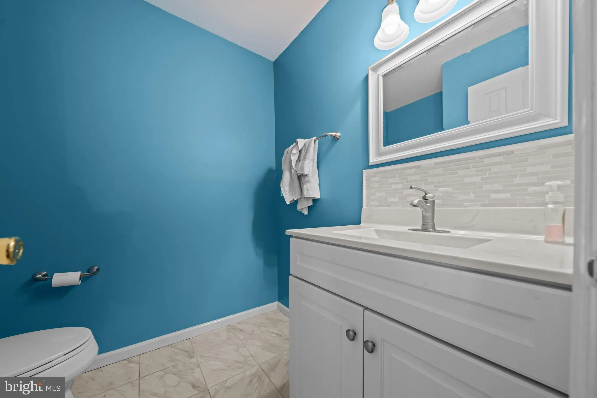 Aston, Pennsylvania 19014, United States, 2 Bedrooms Bedrooms, ,2 BathroomsBathrooms,Residential,Contingent,24929