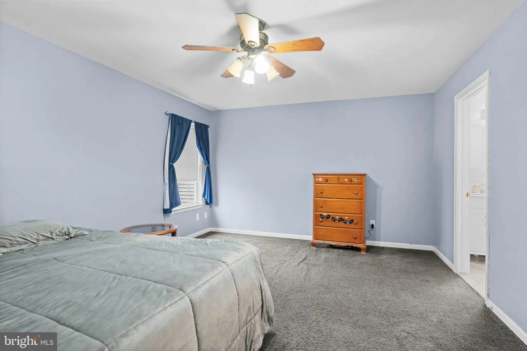 Aston, Pennsylvania 19014, United States, 2 Bedrooms Bedrooms, ,2 BathroomsBathrooms,Residential,Contingent,24929