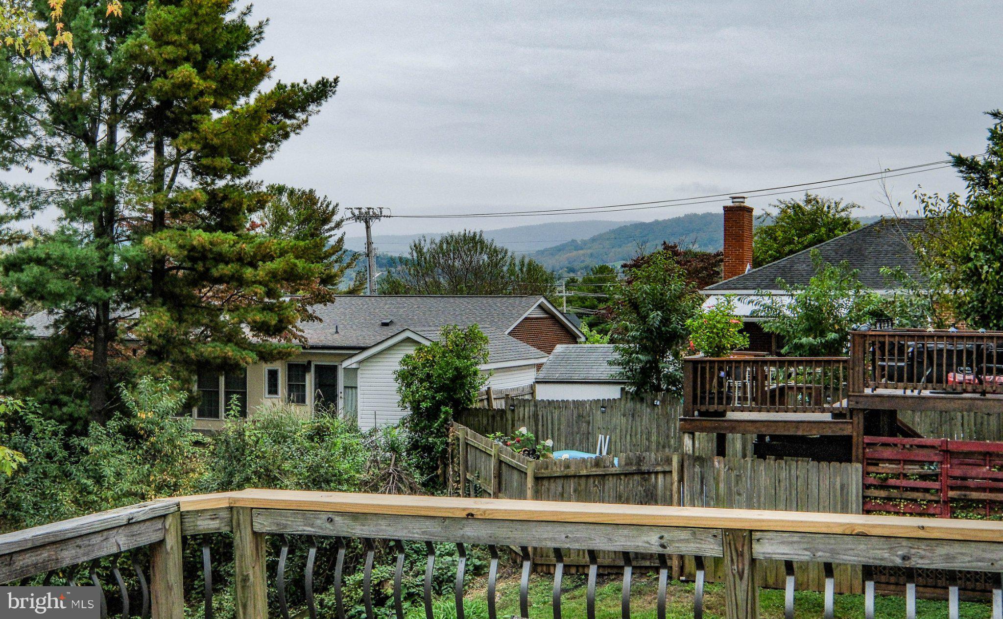 827 N SHENANDOAH AVENUE
