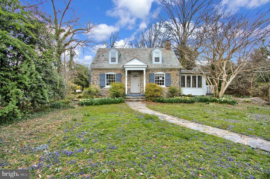 Traditional Stone Cape Cod with a  Soaring Great-Room Addition! Spacious interior offers 3 bedrooms and 3 bathrooms, large kitchen, sunroom and library! Home features hardwood floors, cathedral ceilings, fireplace and unfinished basement for extra storage. Hopkins estate gardener's cottage., built in the 19th century.-this .43Acre corner lot is a Gardener's Paradise!