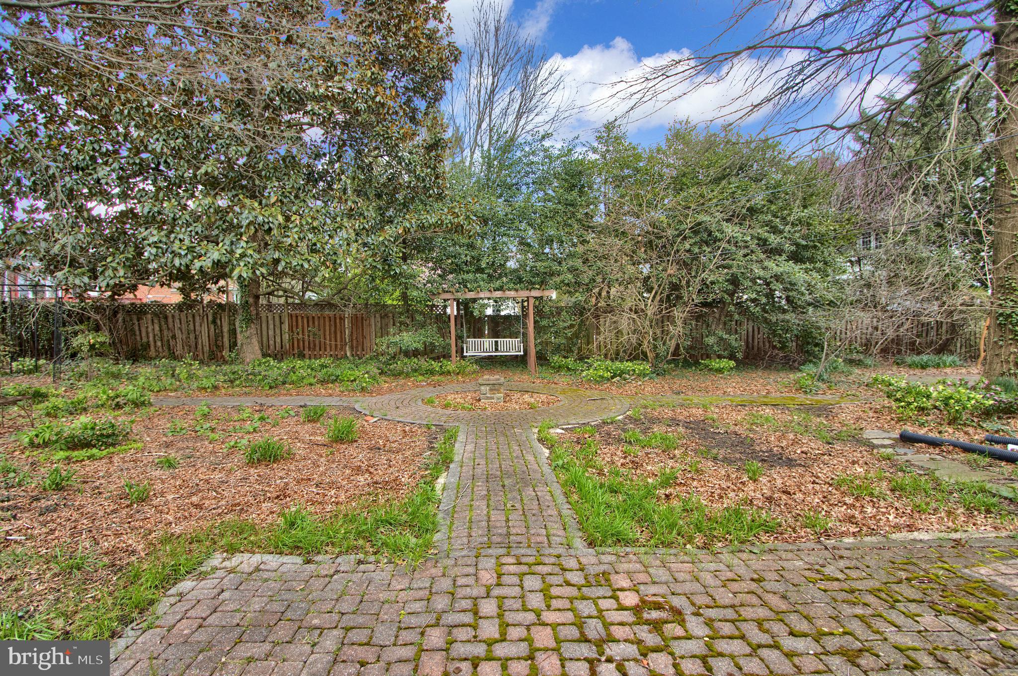 CEDARCROFT HISTORIC DISTRICT - Residential