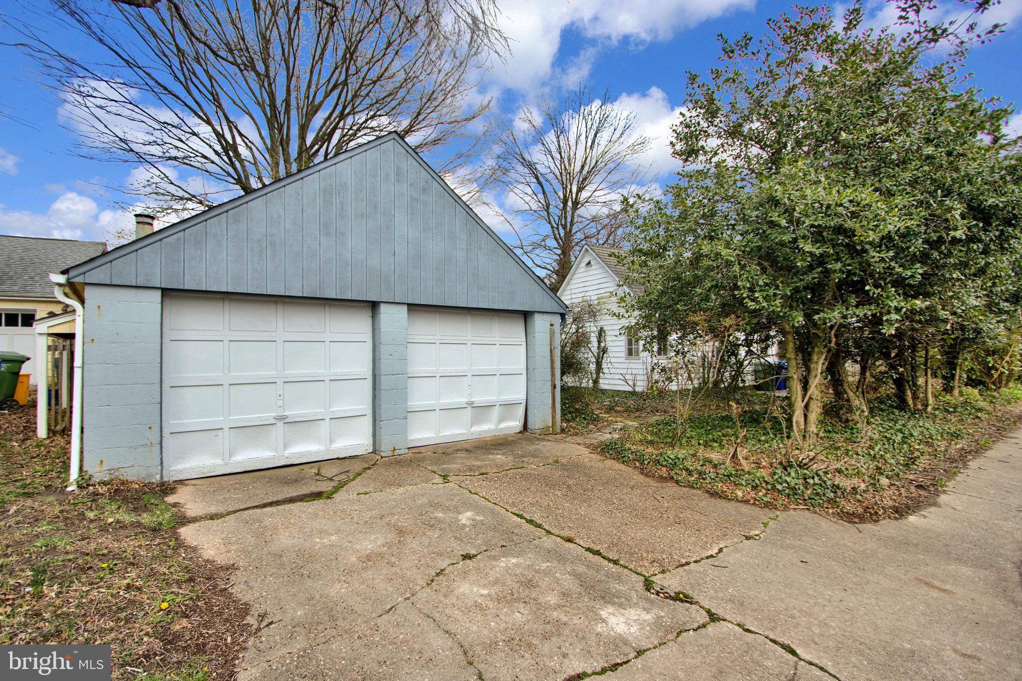CEDARCROFT HISTORIC DISTRICT - Residential