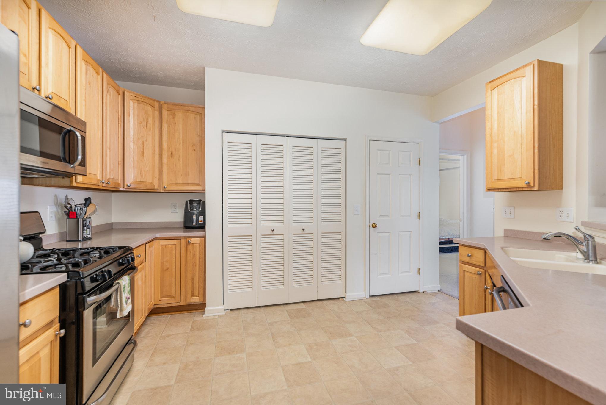 DEVONSHIRE - Residential