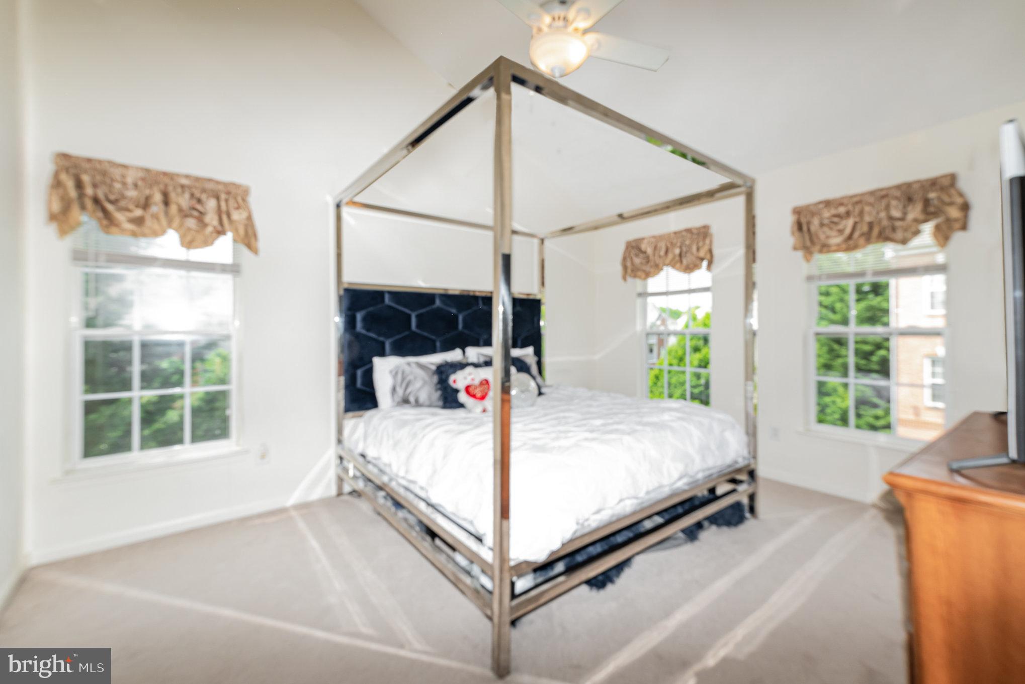 DEVONSHIRE - Residential