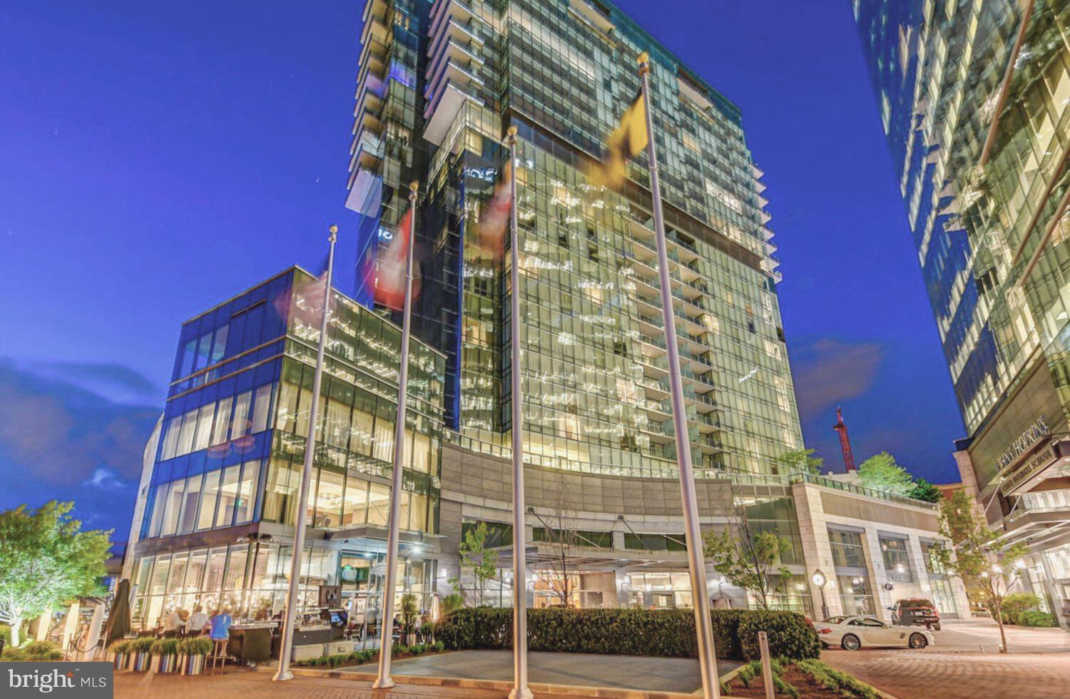 FOUR SEASONS PRIVATE RESIDENCES - Residential Lease