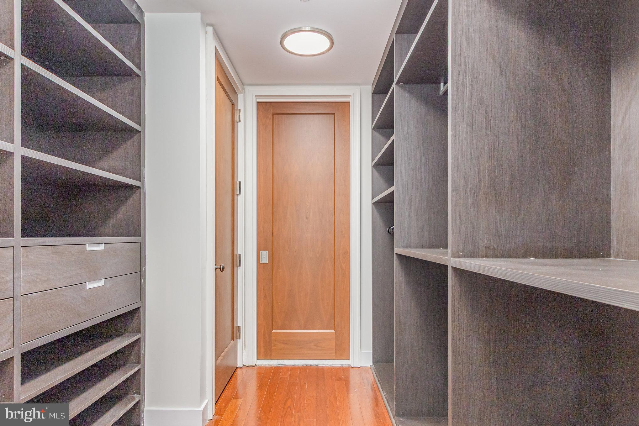 FOUR SEASONS PRIVATE RESIDENCES - Residential Lease