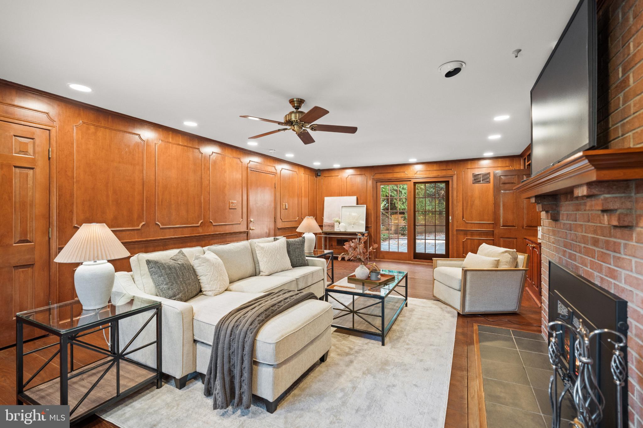 PARKVIEW HILLS - Residential