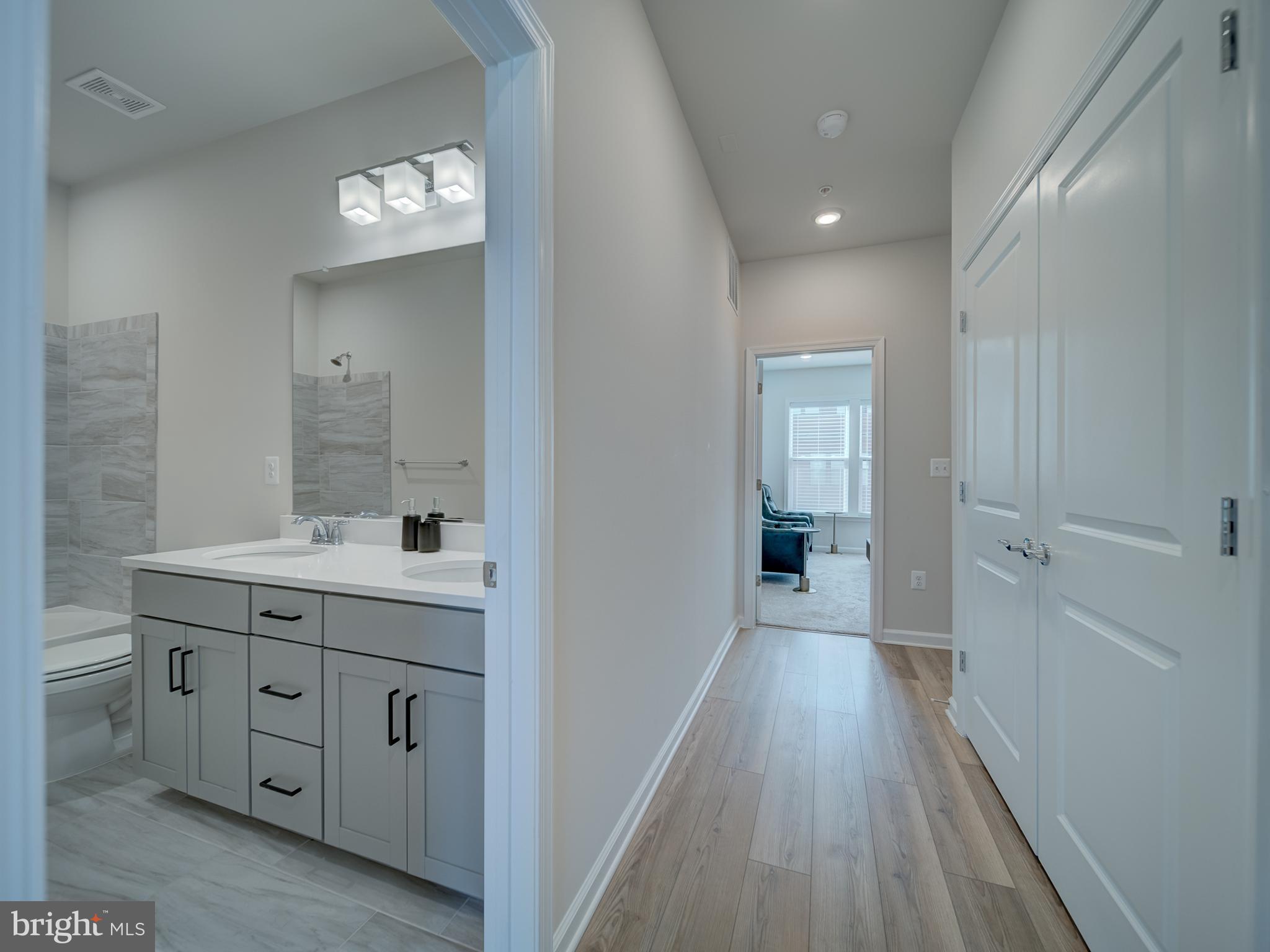 WATERSHED - Residential Lease