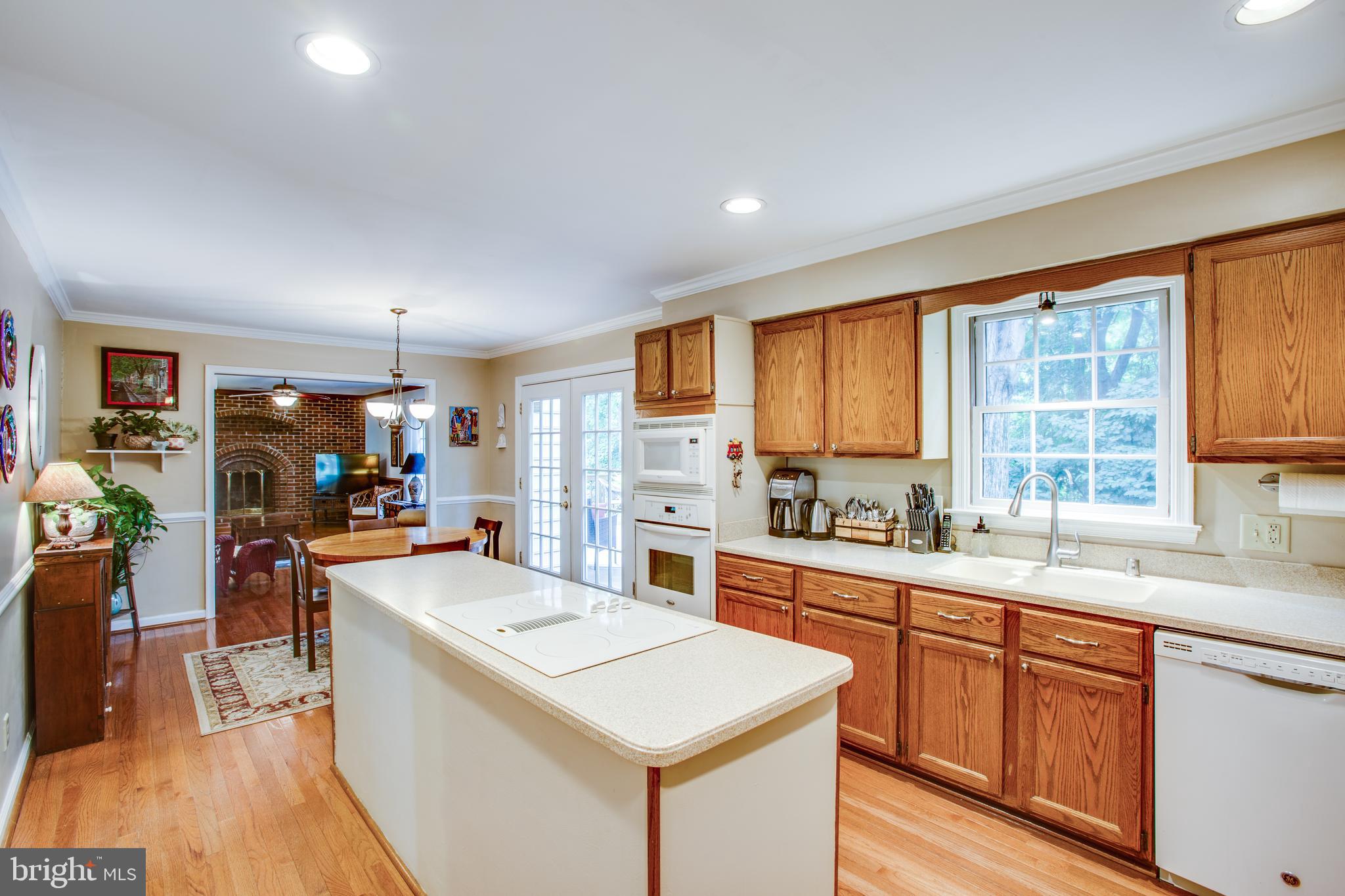 BREEZEWOOD - Residential