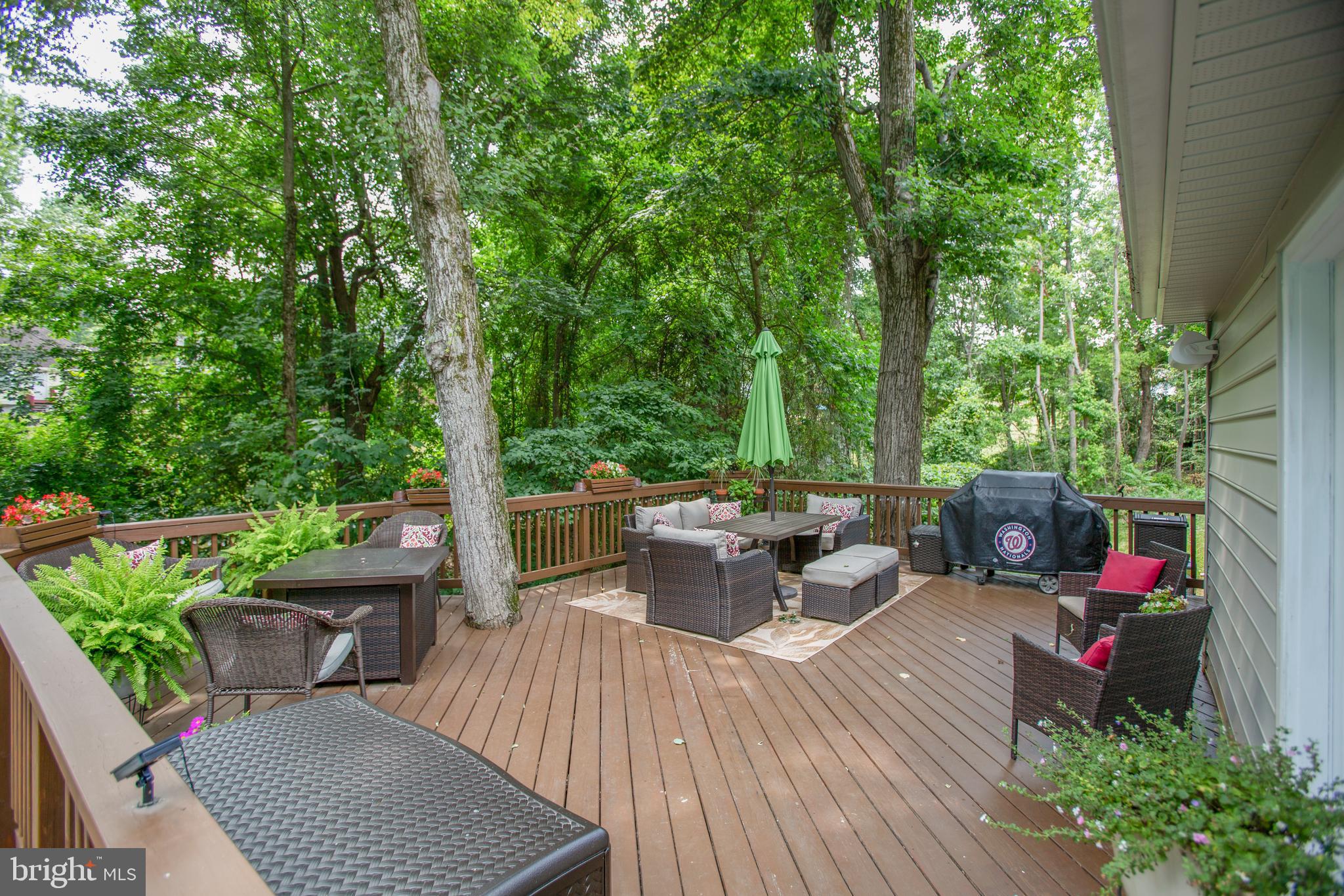 BREEZEWOOD - Residential