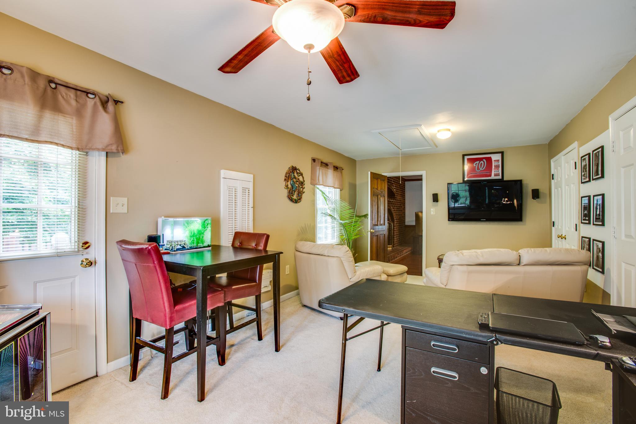 BREEZEWOOD - Residential