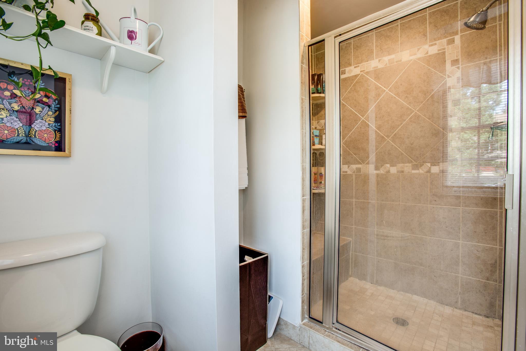 BREEZEWOOD - Residential