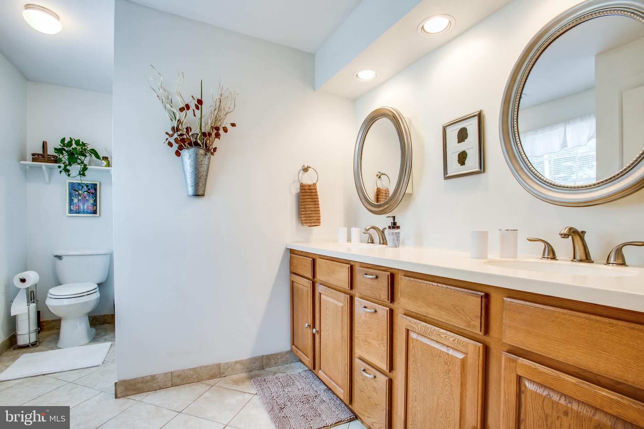 BREEZEWOOD - Residential