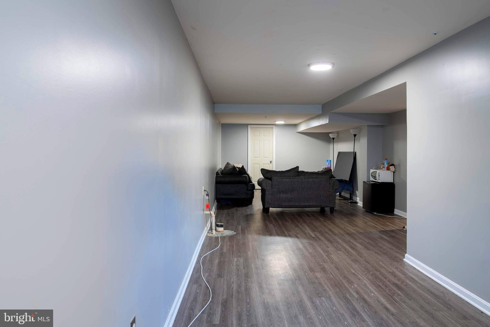 SPRINGFIELD MANOR - Residential