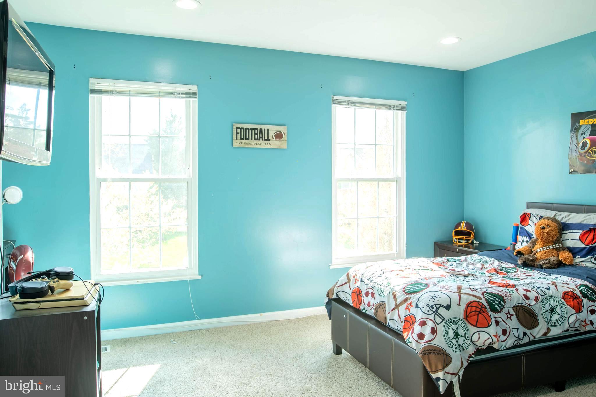 SPRINGFIELD MANOR - Residential