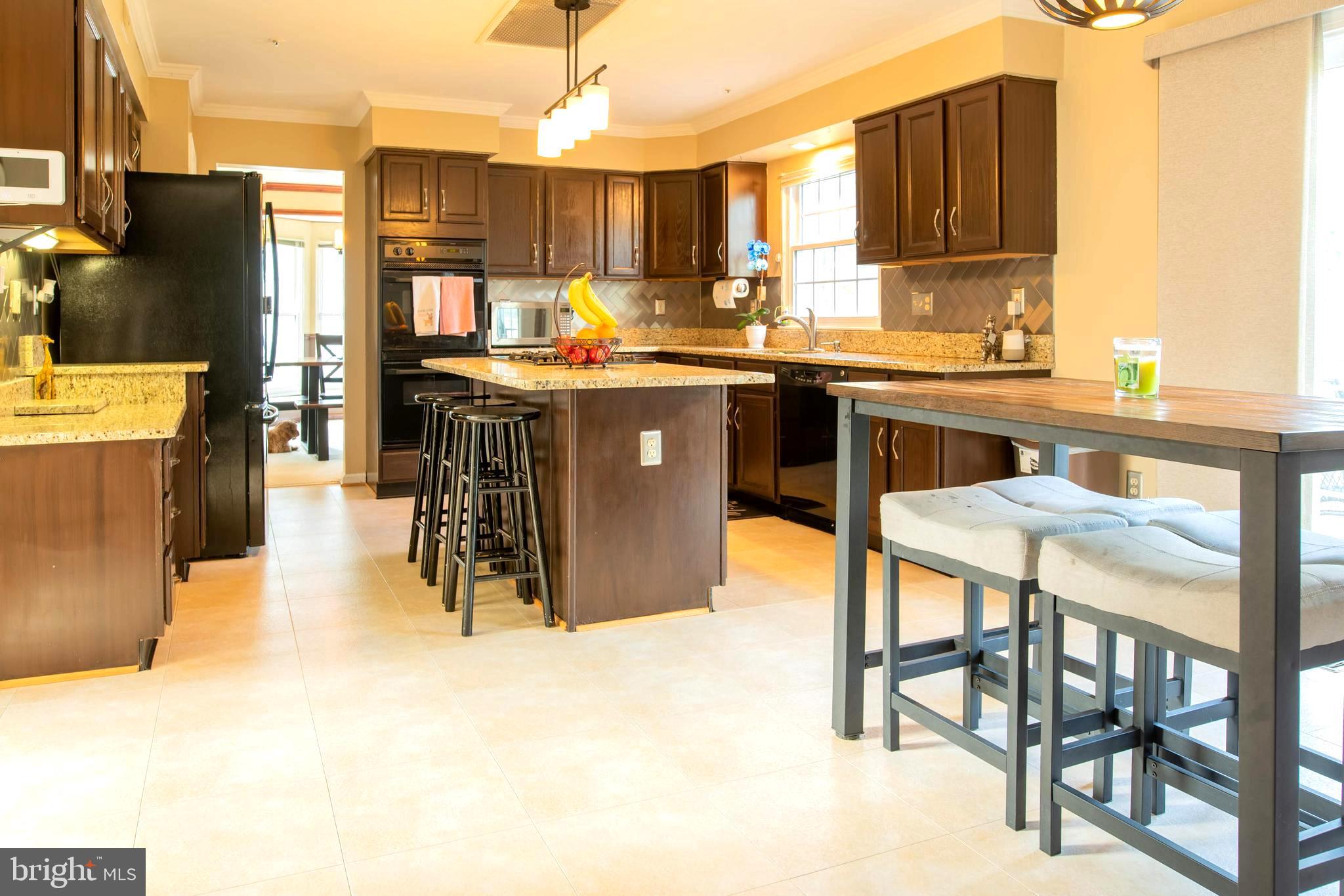 SPRINGFIELD MANOR - Residential