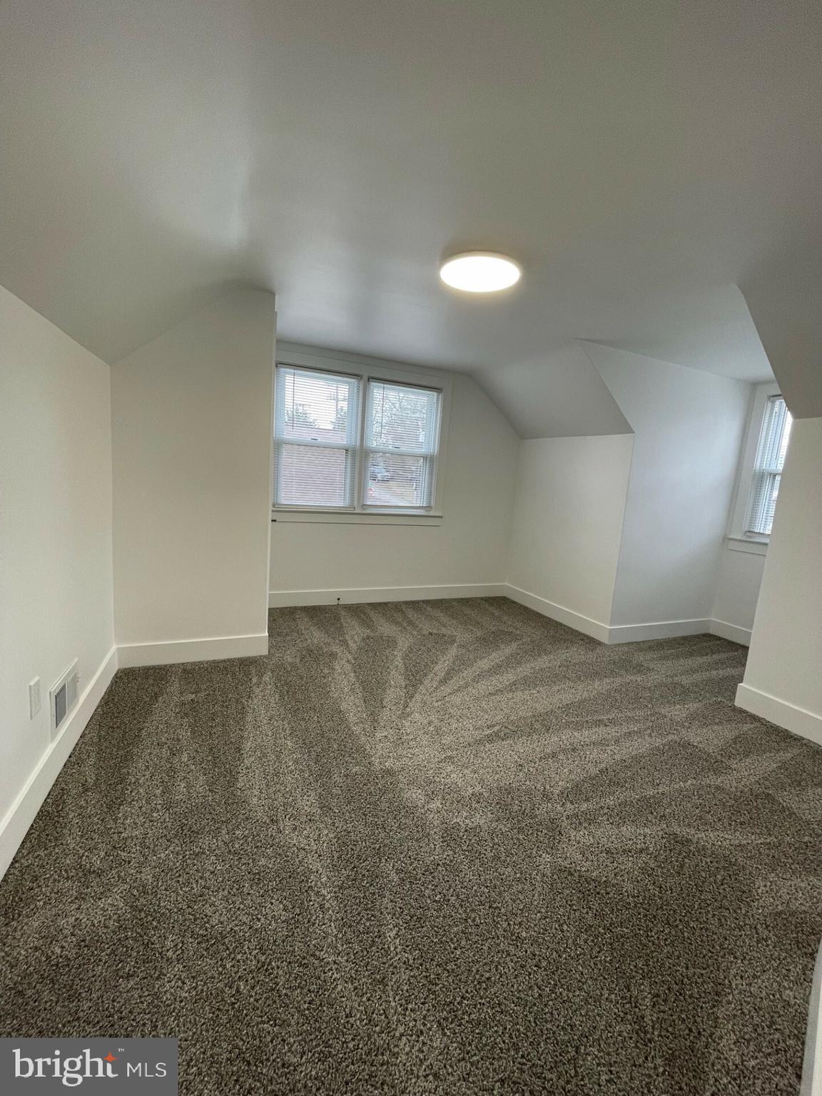 HILLCREST - Residential