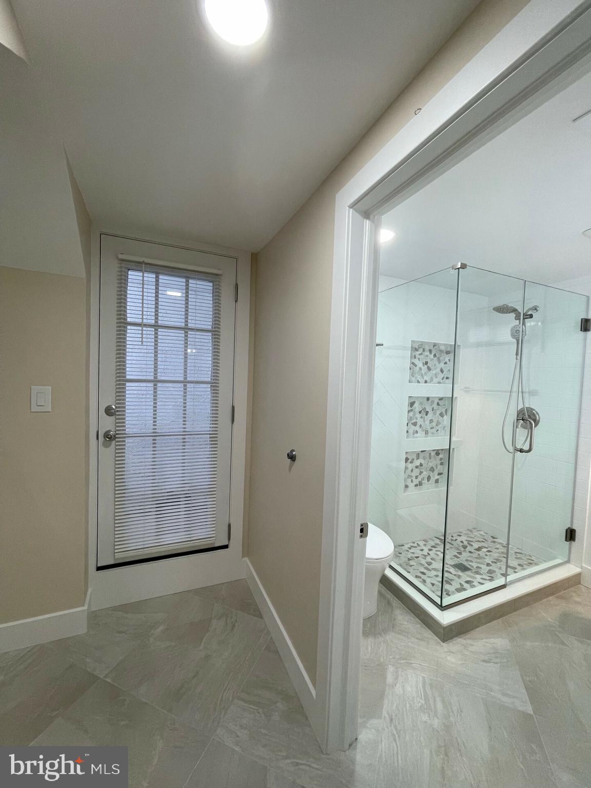 HILLCREST - Residential