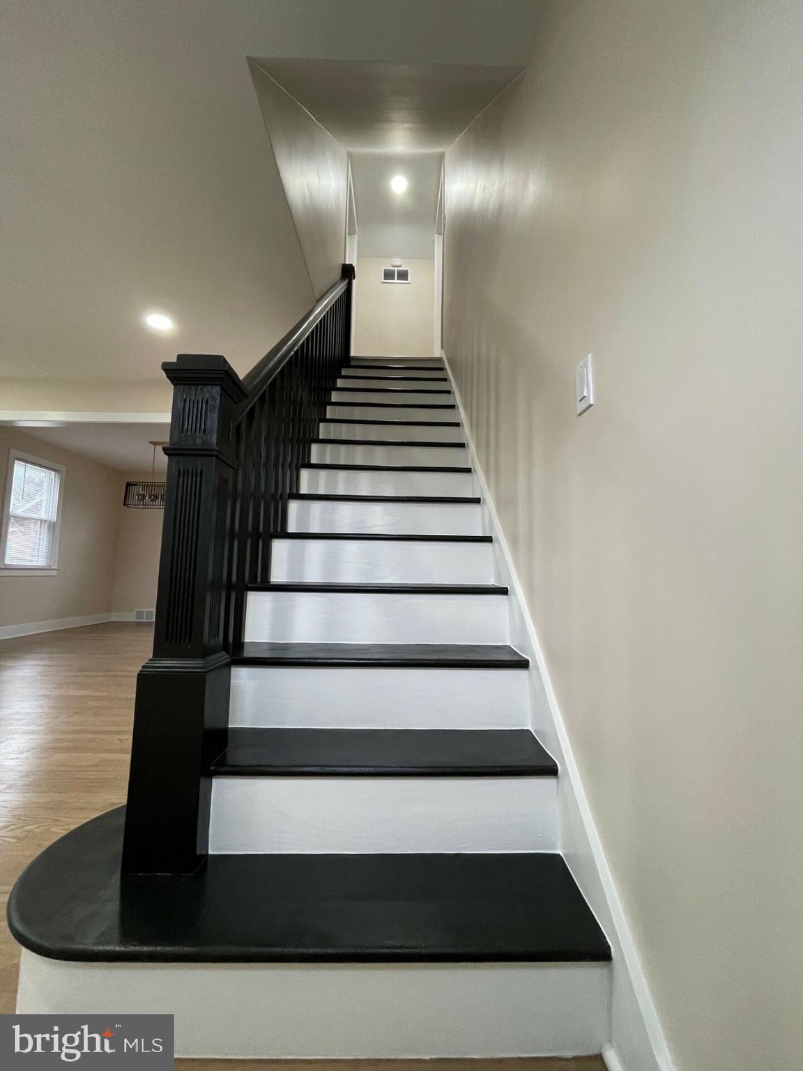 HILLCREST - Residential