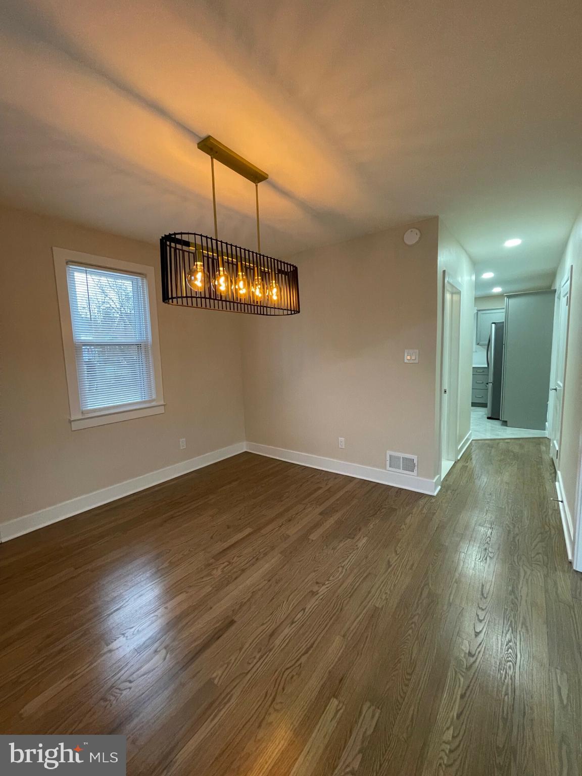 HILLCREST - Residential