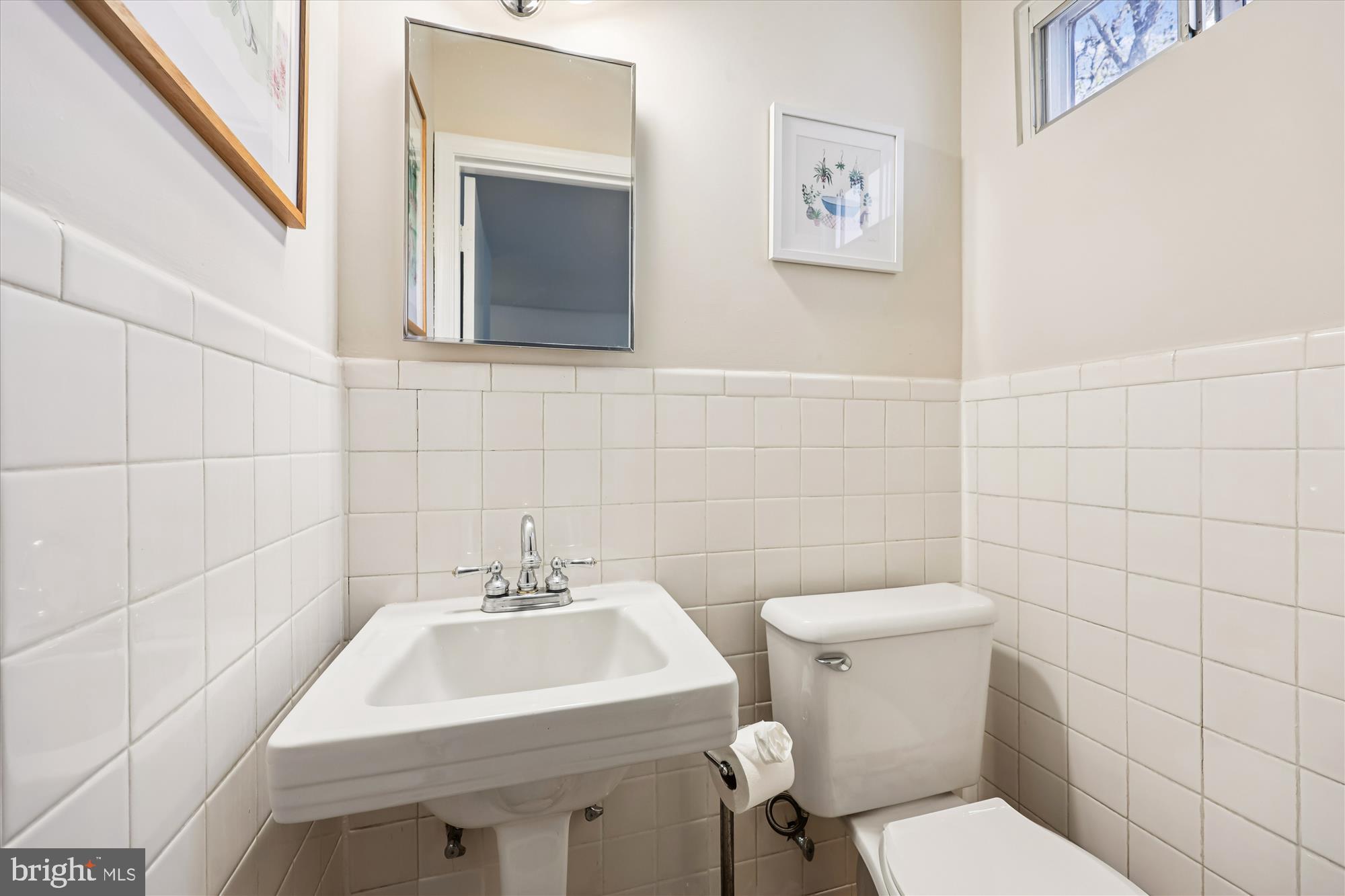 ROCK CREEK PALISADES - Residential