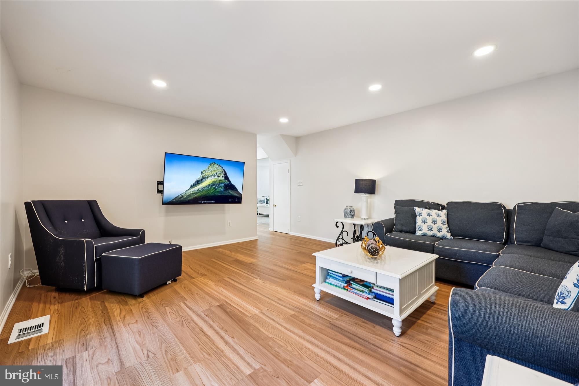 ROCK CREEK PALISADES - Residential