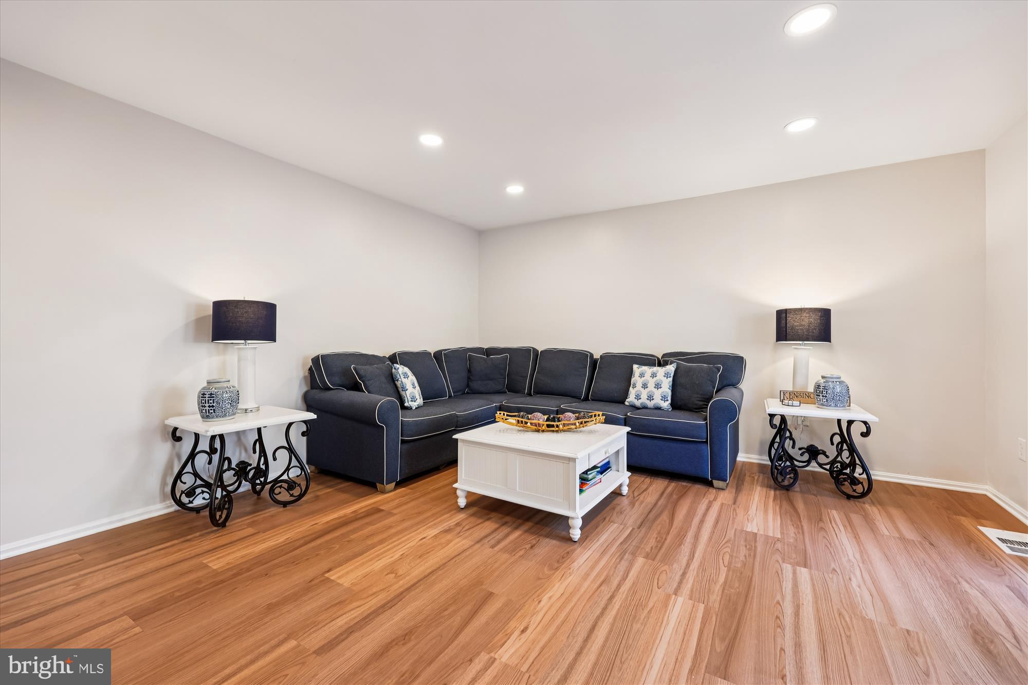 ROCK CREEK PALISADES - Residential