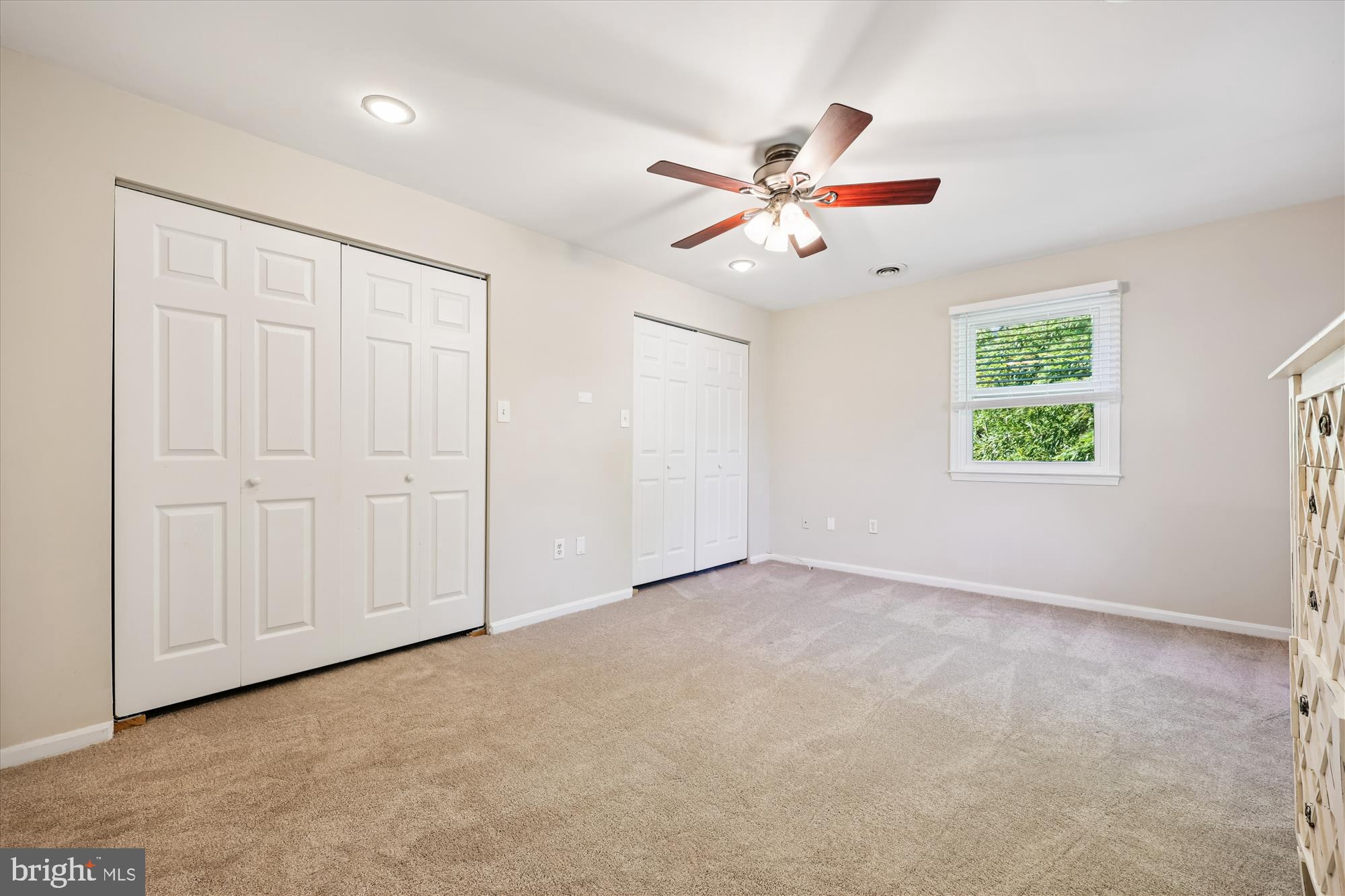 ROCK CREEK PALISADES - Residential