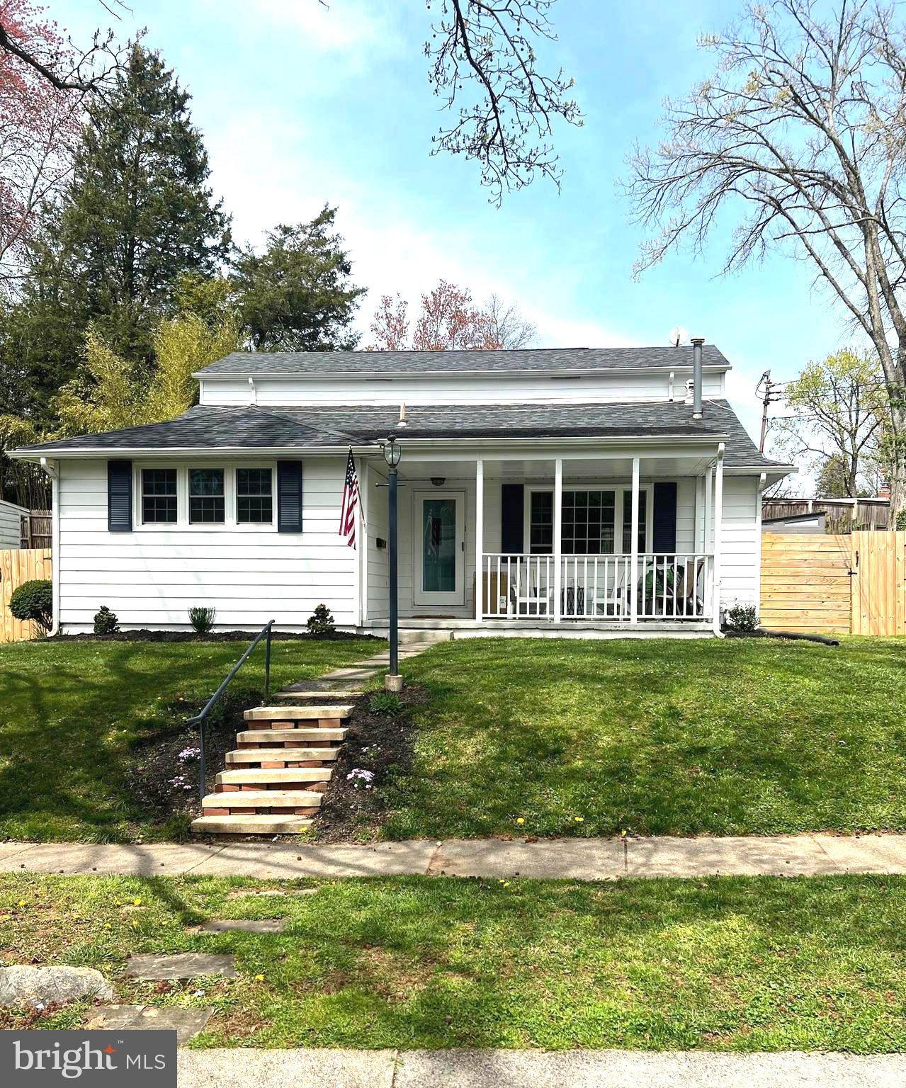 ROCK CREEK PALISADES - Residential