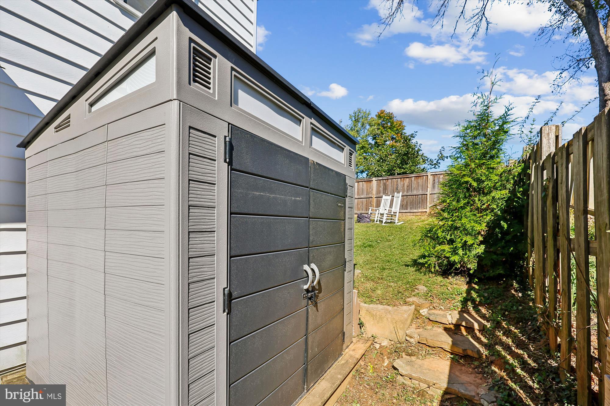 ROCK CREEK PALISADES - Residential