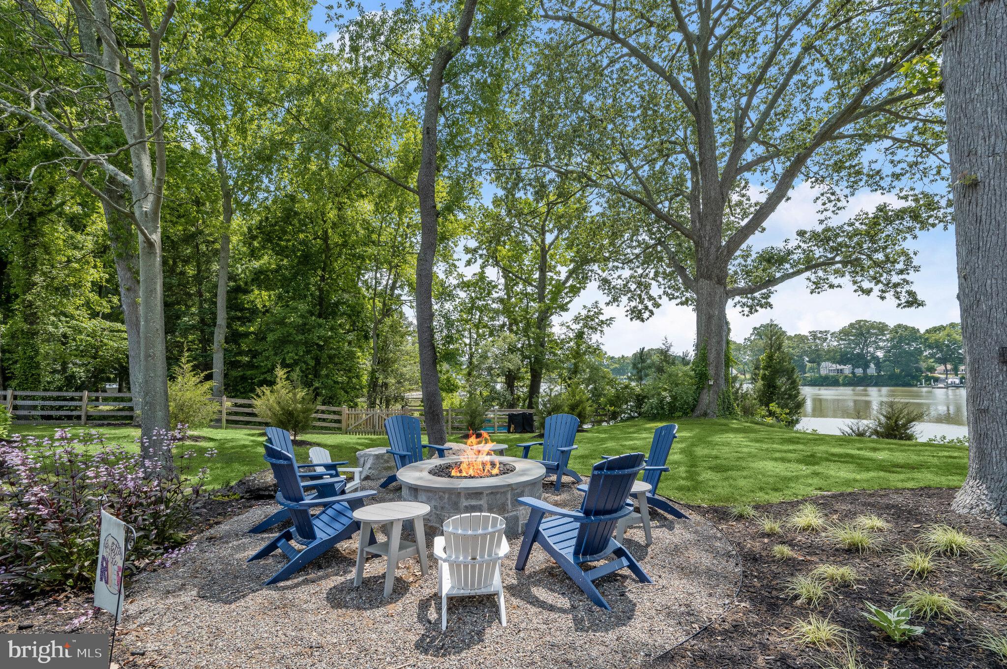 HICKORY RIDGE - Residential