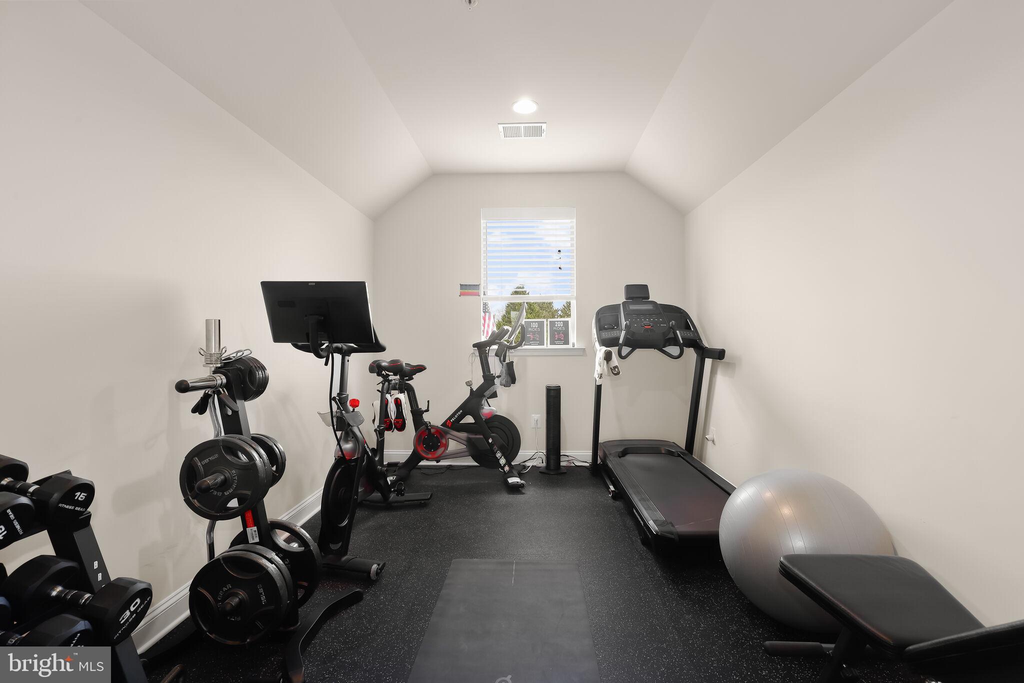 HICKORY RIDGE - Residential