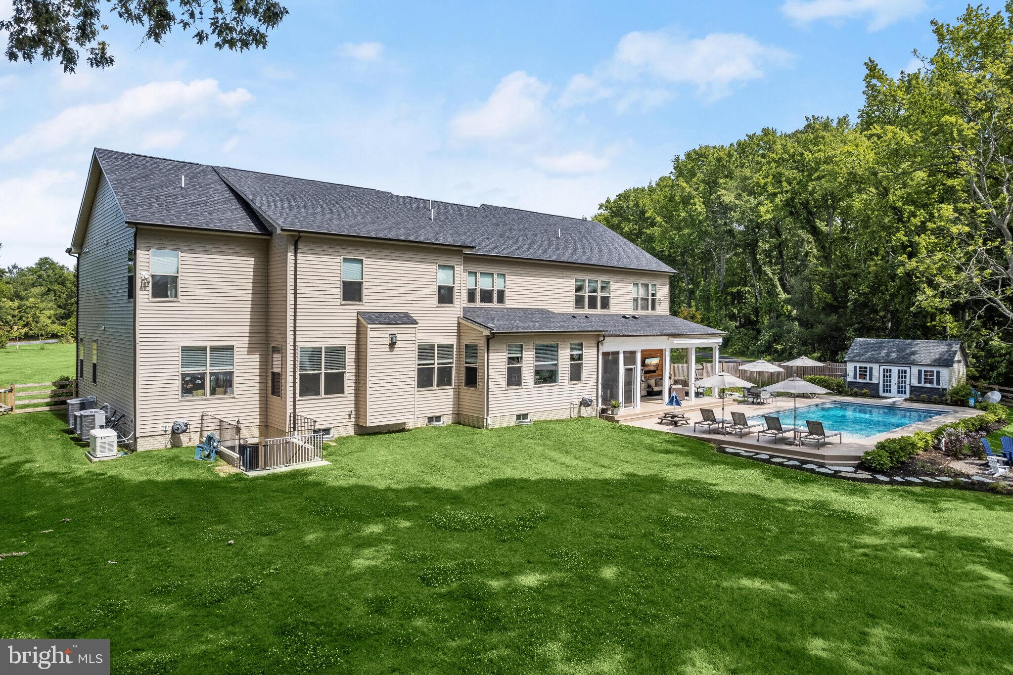 HICKORY RIDGE - Residential