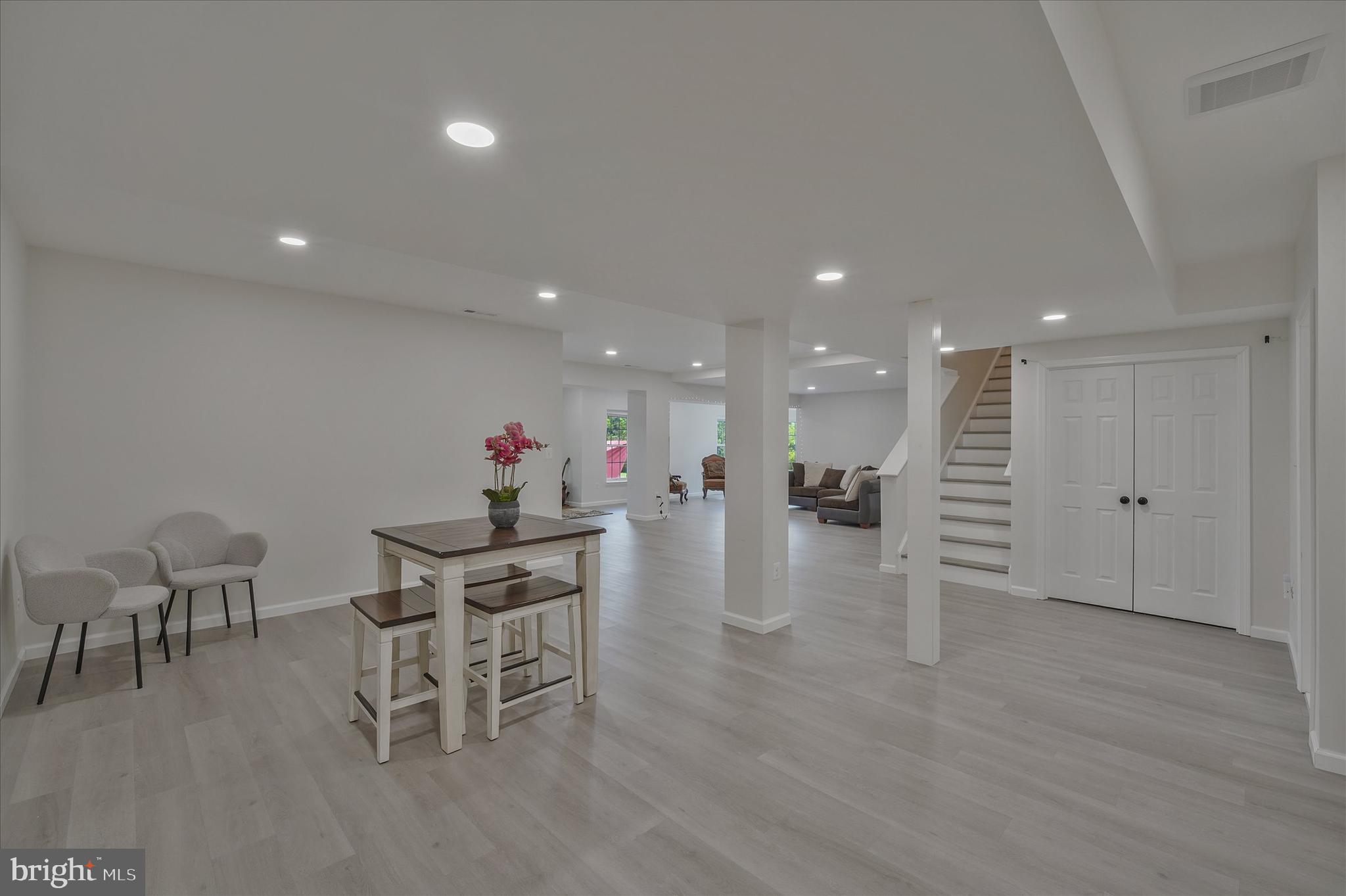 THE RIDINGS AT BLUE SPRING - Residential