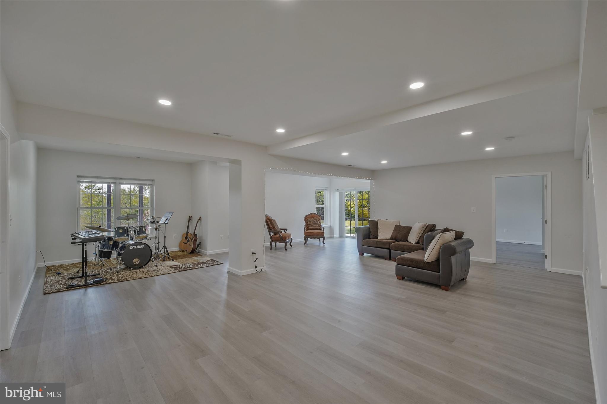 THE RIDINGS AT BLUE SPRING - Residential