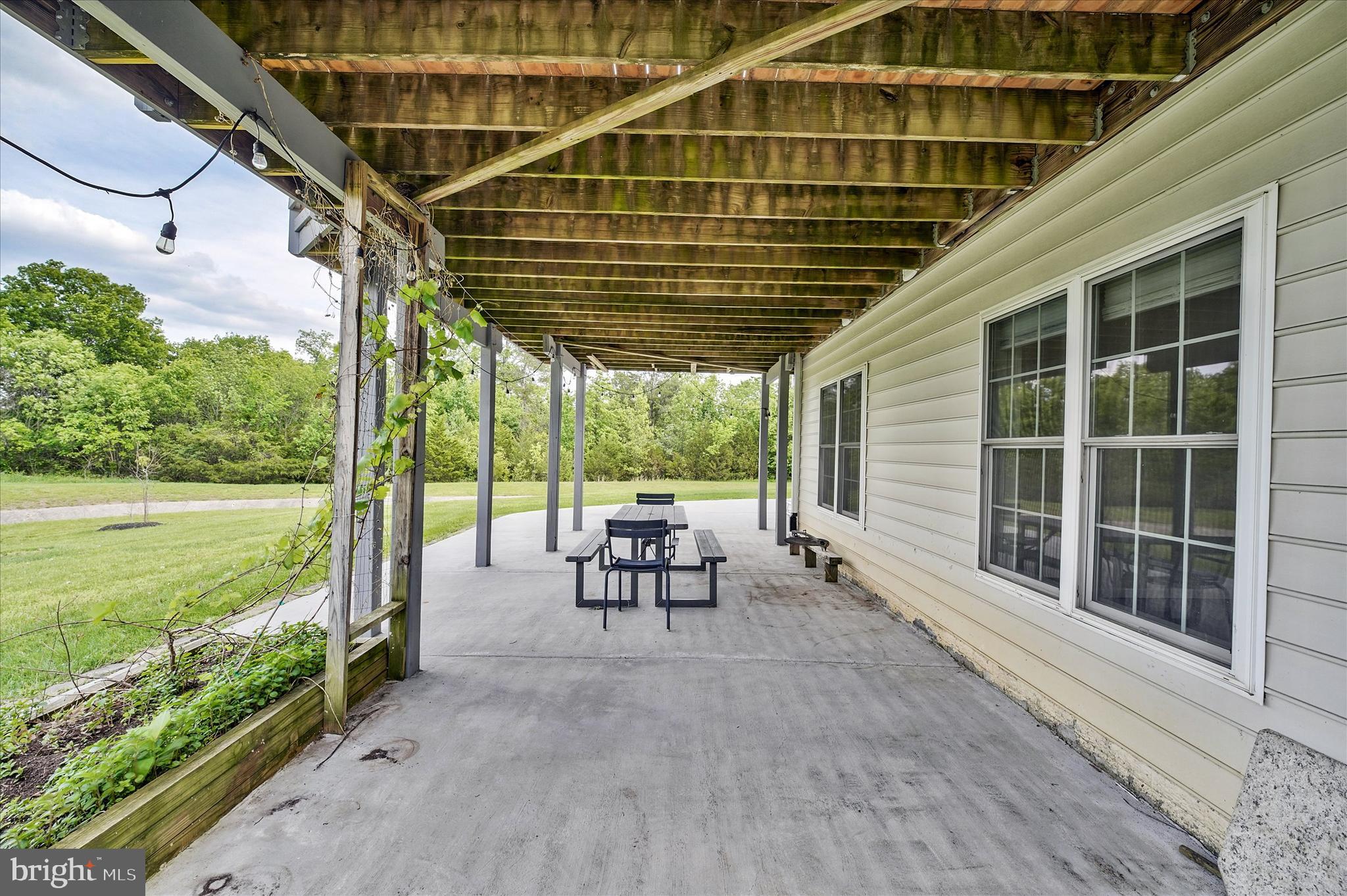 THE RIDINGS AT BLUE SPRING - Residential