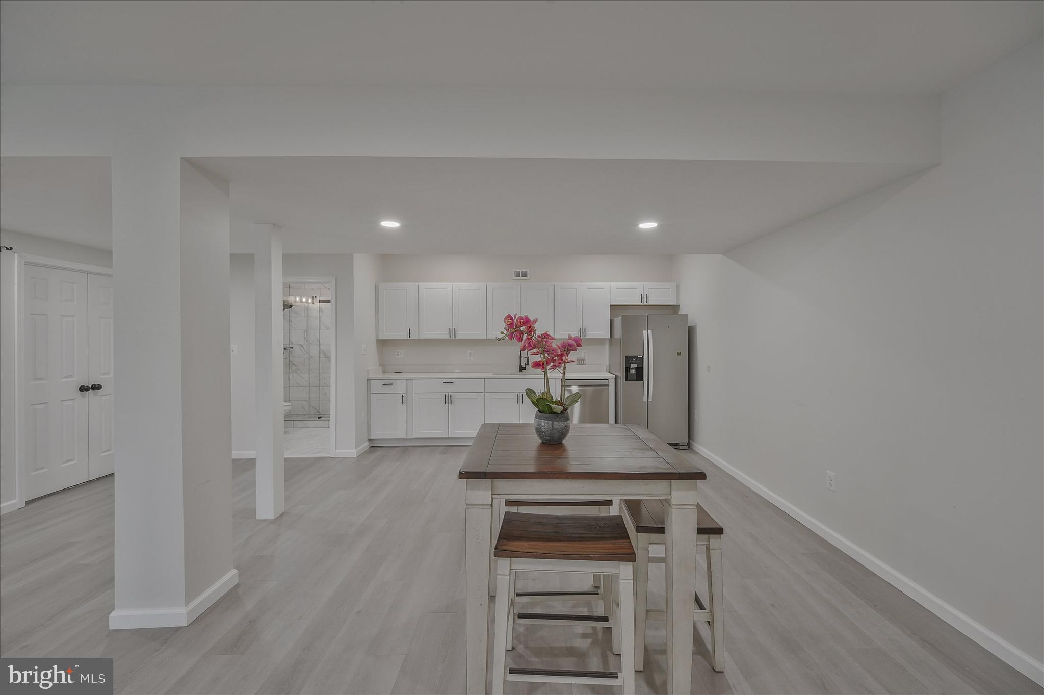 THE RIDINGS AT BLUE SPRING - Residential